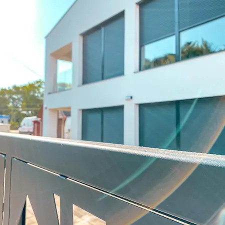 Silver Bb I. Apartmanok * Balatonboglár